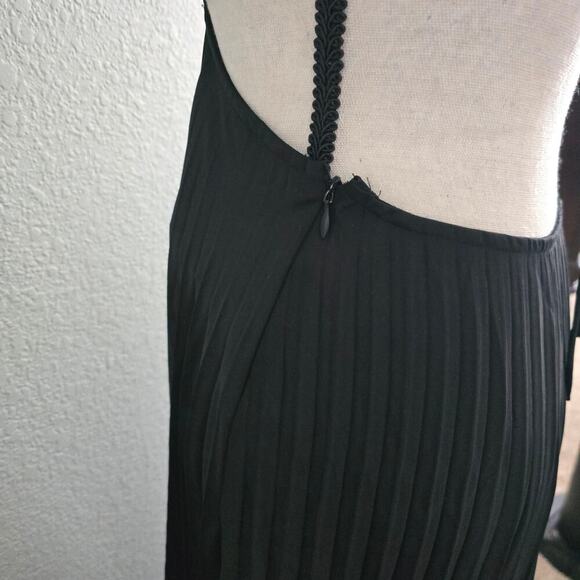 Women’s Black Pleated Cutout Maxi Dress Formal Gown Open Back Elegant Whimsical - Picture 6 of 10